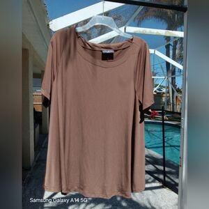 Lane Bryant Short Sleeve Top Sz 22/24